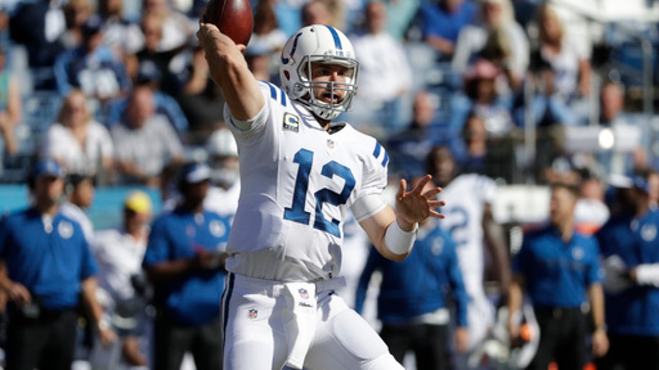 Luck still perfect vs. Titans as Colts pull out 34-26 win
